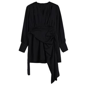 Vrouwen Shirt Zwart Wit V-hals Lange Mouw Lace-Up Knop Asymmetrische Lente Zomer B0791 210514