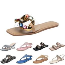 Femmes Chaussures hommes 2024 Designer Gai Home Slippers chauds polyvalent bel hiver 36-49 A31 GRILS Fashion Hee 3e1 wo