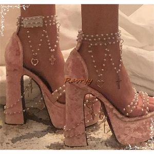 Zapatos de mujer Punta abierta Plataforma con cuentas de perlas Sandalias gruesas Hebilla Tacones altos Elegantes sandalias florales de cristal rosa de lujo 220516