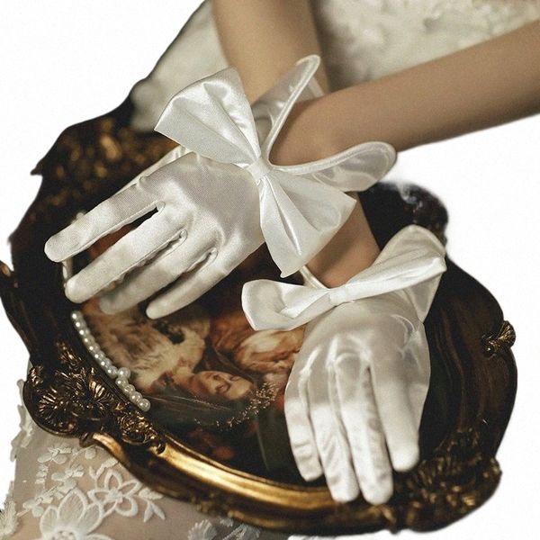 femmes courtes doigts complets poignet poignet élégant blanc ivory satin de mariée gants de mariage aciés de mariage danse danse z1za #