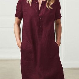 Femmes Bouton de robe midi de poche à manches courtes solide plus taille 5xl robes féminine Vintage Straight Vestidos 220613