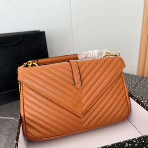 Bolso de hombro para mujer Diseñadores Bolso Mensajero Totes Moda Bolsos metálicos Regalo clásico Venta al por mayor Cuero suave Viajes Vacaciones Fiesta de vacaciones