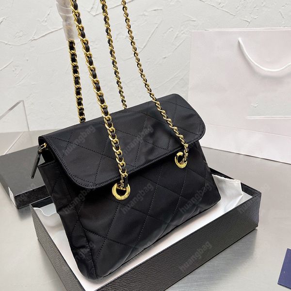 Sacs à bandoulière pour femmes Sacs à bandoulière en nylon Sacs à main de créateurs de luxe Sac à aisselles Mode Cross Body Chains Straps Wallet Sac à main de haute qualité Womens Totes Purse