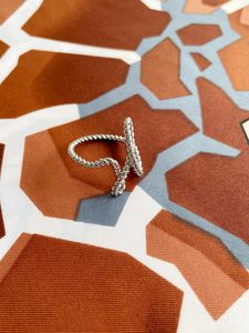 Femmes Shek Scarf Ring Metal Scharpes Backle 90cm Bandanas Holder Button Elegant Style Fashion Accessoires Décoration Cordon