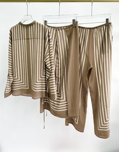 Haut chemisier écharpe rayée en soie pour femmes / jupe mi-longue / pantalon Toteme chemisiers pour femmes chemises