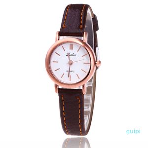 Reloj de pulsera de cuarzo con vestido de cuero pequeño y sencillo para mujer, relojes de pulsera de moda para mujer, deporte, ocio, regalo informal, reloj