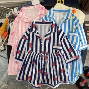 Ropa de dormir para mujer Conjuntos de pijamas con estampado de rayas de corazón Harajuku Conjunto de ropa de dormir de manga corta suave Conjunto de pijama cómodo de verano 220329