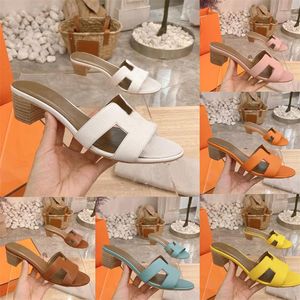 Merk Sandalen Gunuine Lederen Slipper Vrouwen Slippers Hoge Hakken Oasis Sanda Lederen Slipper Designer Slides Klassieke Dames Zomer Strand