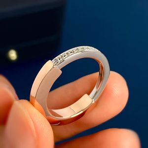 Vrouwen Sliver Lock Band Designer Cluster Mens Gold Jewelry T Woman Brand Promise Ring Nagelfaar Rings Joodly 238053C