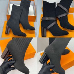 Botas de calcetín para mujer Diseñador Silueta Bota de tobillo Botines Martin negros Estiramiento Tacón alto Medio invierno Zapatos con letras gruesas 35-42 con caja NO50