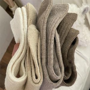 Chaussettes japonaises pour femmes, 1 paire, ensemble couleur unie, décontracté, coton, Simple, longueur moyenne, automne