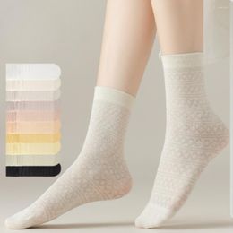Calcetines para mujeres 1 par de primavera verano de malla delgada del algodón negro blanco lindo medio del medio calcetín transpirable calcetines casuales