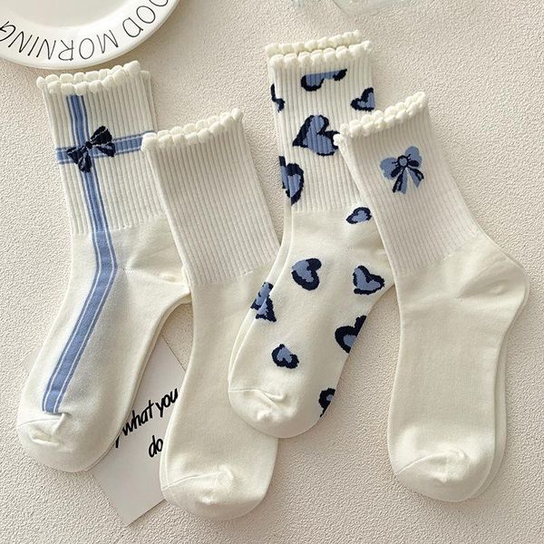 Calcetines de mujer 2023 bonitos calcetines de tubo a rayas blancas con lazo de encaje para mujer estudiante japonés Kawaii Harajuki Lolita Girl Long