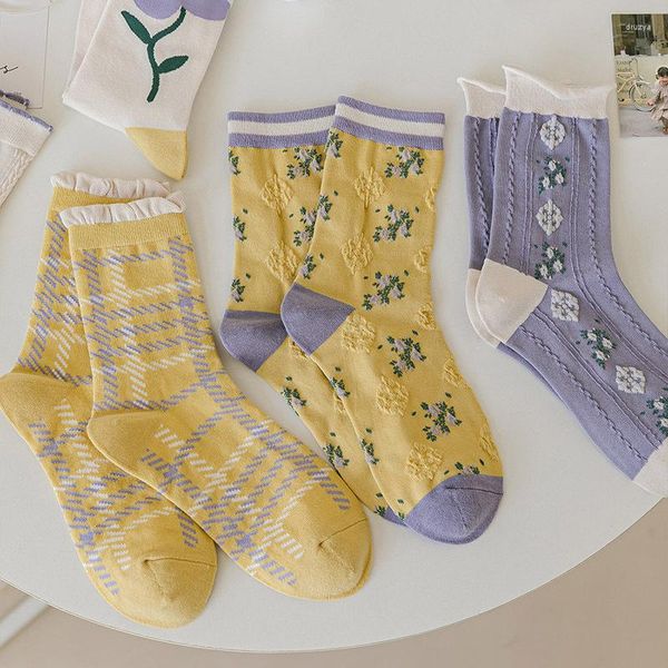 Chaussettes à fleurs jaunes pour femmes et filles, douces, petites et fraîches, assorties avec tout, modèles automne-hiver 2023