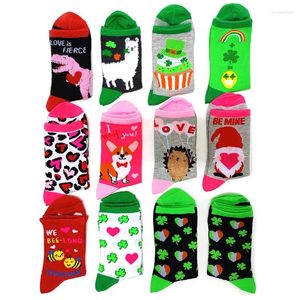 Chaussettes pour femmes, saint valentin, quatre chiens, lettres, feuilles, trèfle, amour, dinosaure, dessin animé drôle, cadeau d'anniversaire, cadeaux mignons, 2024