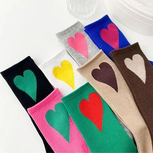Vrouwen Sokken 3 Pairs Katoen Zacht Casual Leuke Liefde Hart Gelukkig Print Mode Koreaanse Vrouwelijke Midden Buis Sok Voor 2024 Lente