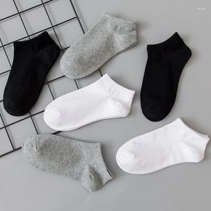 Chaussettes de femmes 3 paires de couleur unie masculine à la cheville en coton respirant sport de haute qualité chaussette courte noire blanche gris