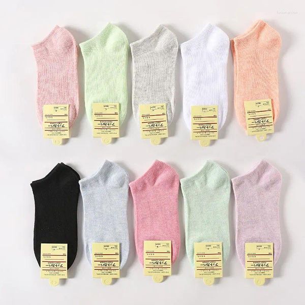 Chaussettes de femmes 5 paires 1 lot Coton Ensemble en gros de couleur unie en gros Soft Breathable Pack printemps d'été