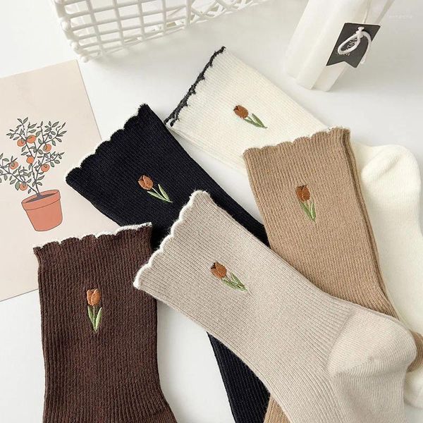 Chaussettes mi-tube brodées pour femmes, 5 paires, fines et respirantes, Style universitaire, fleur, vente en gros, EUR 35-39, printemps et été