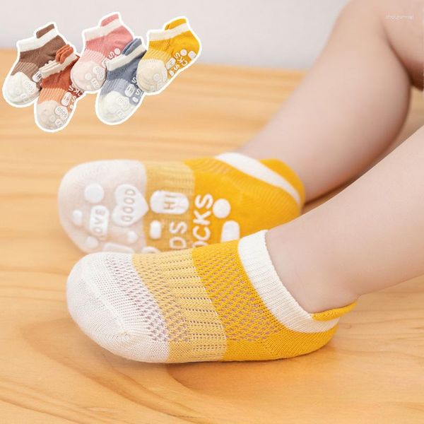 Femmes chaussettes 5 paires/lot anti-dérapant antidérapant cheville bébé avec poignées en caoutchouc coton enfants coupe basse chaussette pour garçon fille enfant en bas âge plancher