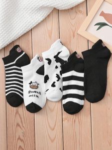 Vrouwensokken 5 paar/Lot Summer Cartoon Korte dierenprint Lage Tube Cool Set Leuke enkelvoet Cover Fashion Kawaii Sock