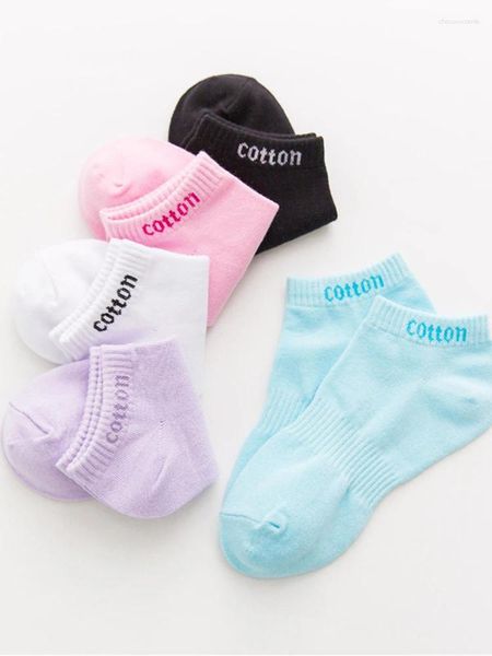 Chaussettes de femmes 5 paires Couleur unie mignonnes respirant sports décontractés de coton coloré coloré