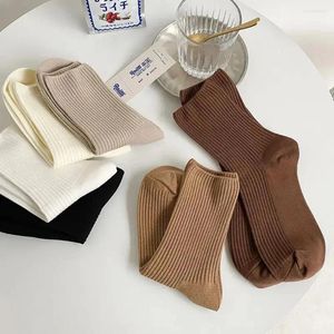 Chaussettes de femmes 5 paires de couleur unie des femmes à mi-longueur des femmes