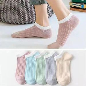 Chaussettes de femmes 5 paires d'été court tube bas cool ensemble mignon imprime à la cheville couverture de pied mode kawaii chaussette ultra-mince