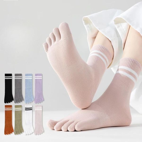 Chaussettes de femmes 5 paires Toe Toe Five Finger Sports avec des doigts séparés Coton Yoga Pilates Mid Tube Crew