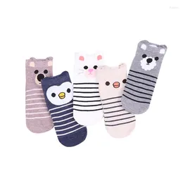 Vrouwen sokken 5pairs schattige meisjes 3d oor cartoon dier dierentuin katoen zacht sox creatief kawaii jumbo vrouwelijke dames meias kousen