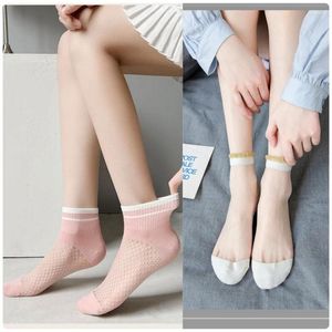 Chaussettes de femmes 6 paires respirantes en verre ultra mince soie en verre transparent chaussette en cristal en dentelle femelle à la mode