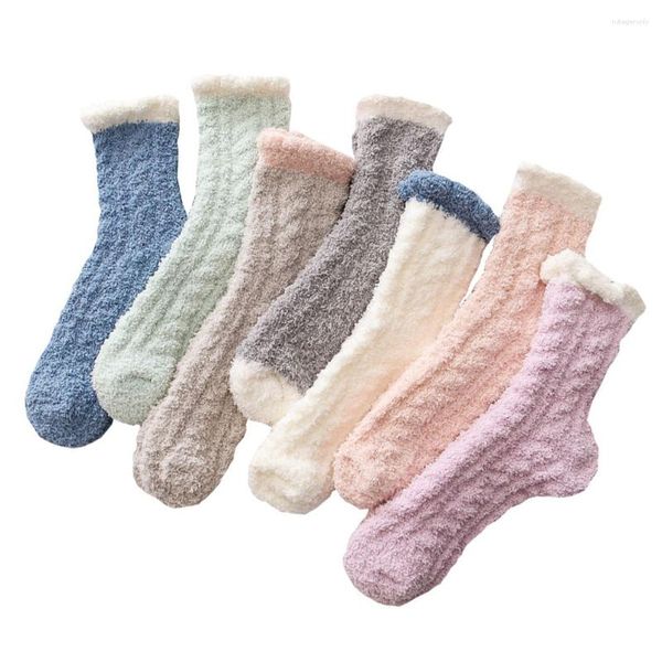 Chaussettes de femmes 7 paires chaussures de maison pour femmes pantoufles coralliennes enlece de couchage de ménages de sommeil sportif épaissis fille polyester femelle miss