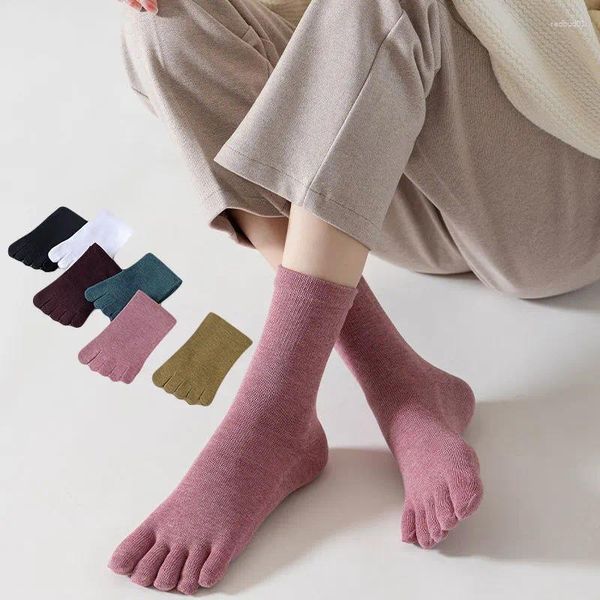 Chaussettes pour femmes, toutes saisons, couleur unie, bout en coton, personnalisées, respirantes, sport, noir et blanc, Tube moyen pour femmes