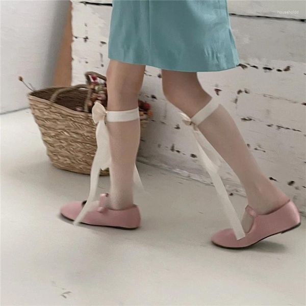 Chaussettes de femmes arcs à nœuds bas dentelle à rayures longues à longue longueur de genou, chaussette solide quotidienne