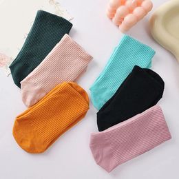 Calcetines de mujer Color caramelo Yoga Fitness salto ejercicio antideslizante moda deportiva todo fósforo algodón puro tubo medio calcetín de negocios