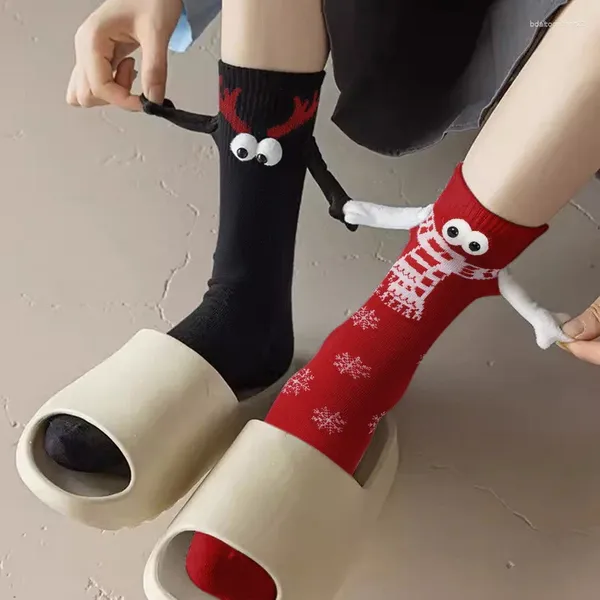 Chaussettes de dessin animé pour femmes et hommes, poupées de noël et de bonne année, bout magnétique mignon avec yeux, respirantes, résistantes à l'usure