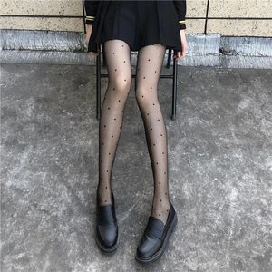 CHAOZHU – chaussettes pour femmes, 1 pièce, points cœurs, noir, blanc, fin, JK, Sexy, cristal, serré, translucide, vêtements de jambe quotidiens