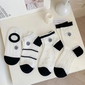 Vrouwen Sokken Klassieke Meisjes Camellia Bloem Zomer Dunne Ademende Sport Running Enkel Sport Comfortabele Oefening Casual Sox