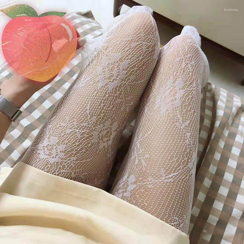 Femmes chaussettes classique Lolita évidé dentelle maille bas bas collants japonais rétro Floral rotin blanc bas collants