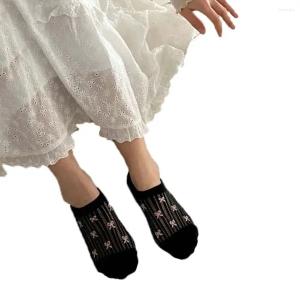 Chaussettes de femmes coton bowkont bateau inspire à rayures à rayures Balletcore arc broderie extérieure de veau invisible jambe de jambe de jambe