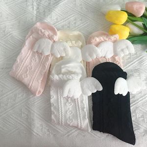 Chaussettes de femmes mignonnes mode 3d ange aile pour les filles sweet kawaii coton doux princesse couleur solide tube milieu lolita