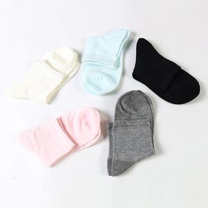 Femmes chaussettes DONG AI 1 paires solide maille femmes court décontracté respirant équipage chaussette Cool peigné coton livraison directe en gros