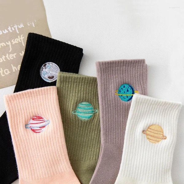 Chaussettes brodées planète mi-tube pour femmes, Version coréenne pour hommes et tendance Instagram, cadeau de Couple de rue, sport pour étudiants