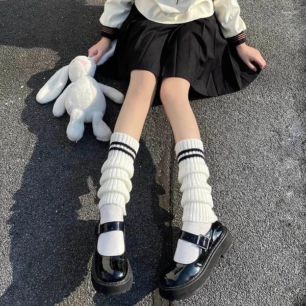 Calcetines de mujer FINETOO Lolita Long Girls JK estilo universitario tejido cálido Kawaii Otoño Invierno sobre la rodilla puños para botas