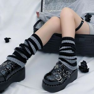 Chaussettes gothiques Lolita pour femmes, Leggings longs d'hiver Kawaii, bras tricotés, chauffe-chevilles, bonbons, jambes rayées japonaises