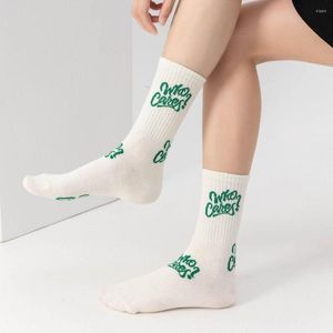 Vrouwen Sokken Harajuku Groene Streep Brief Eenvoudige Mode Middenbuis Sport Casual Katoenen Kousen Voor Mannen