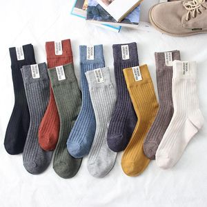 Chaussettes tricotées en coton de haute qualité pour femmes, couleur unie, noir, blanc, kaki, Beige, longues, Harajuku, Style rétro japonais, chaussettes d'équipage