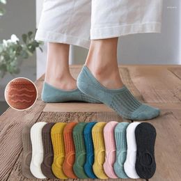 Chaussettes de chaussettes invisibles Summer Mujer Silicone sans glissement Chaussette cheville faible coton femelle affiche des calcitines respirantes