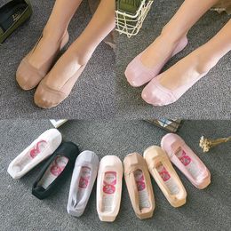 Chaussettes japonaises Harajuku en Silicone pour femmes, bouche fine et peu profonde, antidérapantes, respirantes, confortables, en soie glacée, gris