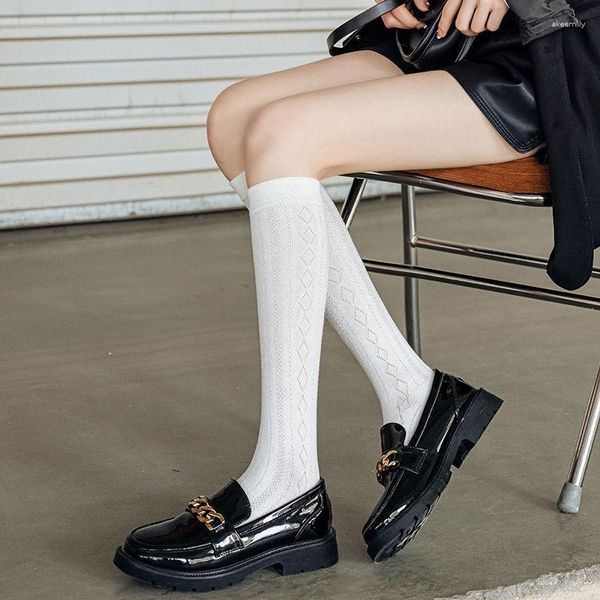 Femmes Chaussettes Japon Style Étudiant Bas Long Solide Noir Blanc D'été Mince Femme JK Costumes Lolita Filles Genou Haute